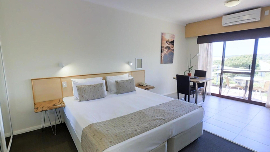 Bedroom 3, Margarets Beach Resort & Margaret River Beach Apartments, Augusta-Margaret River