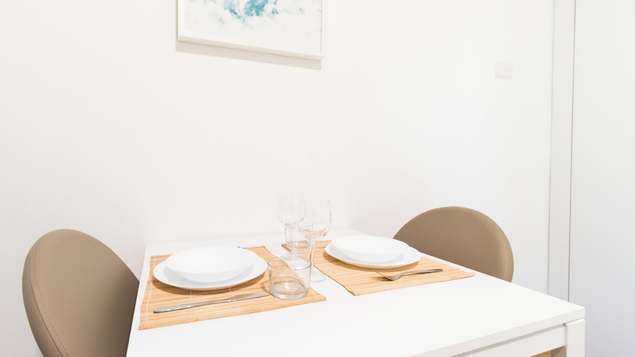 Others 5, Italianway - De Cristoforis 5, Milano
