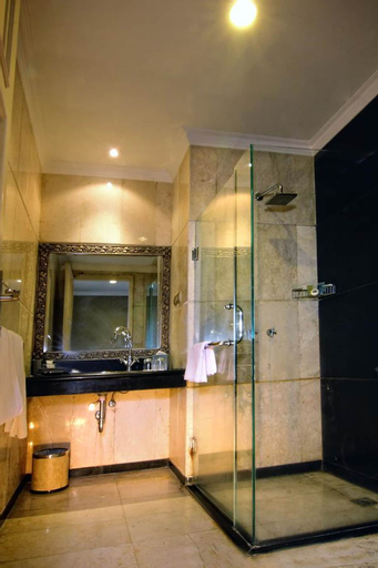 Bedroom 28