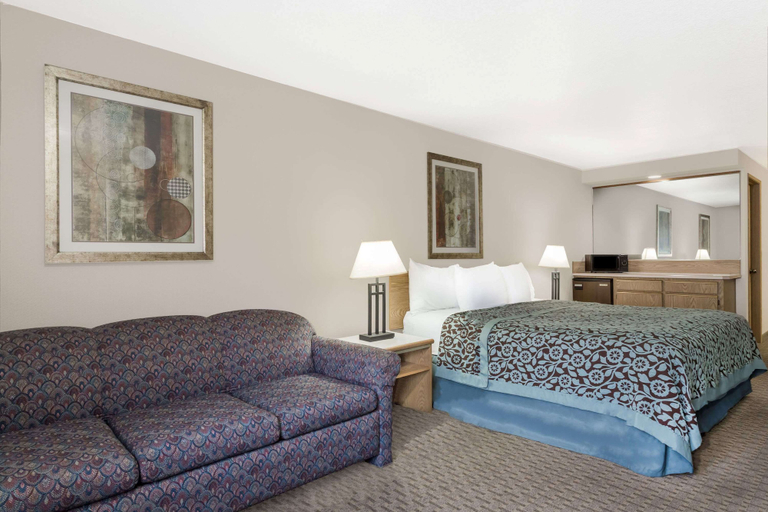 Bedroom 3, Days Inn & Suites by Wyndham Kanab, Kane
