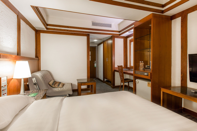 Bedroom 27