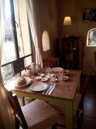 Others 5, Smadar Inn