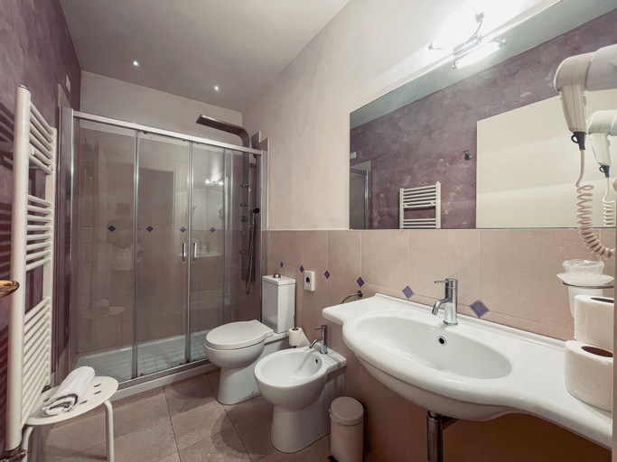 Bedroom 5, Hotel Azzi, Florence
