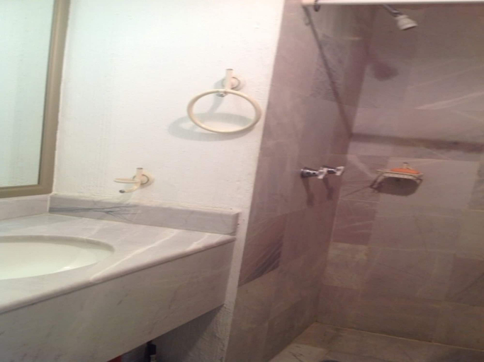 Bathroom 3, Cond. Bugambilia, Acapulco de Juárez