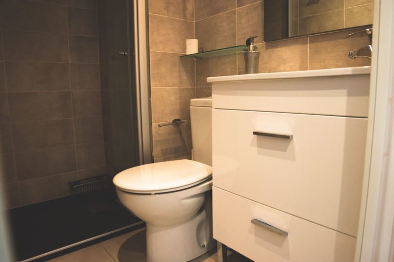 Bathroom, Cozy Loft in Front of the Sea, Girona