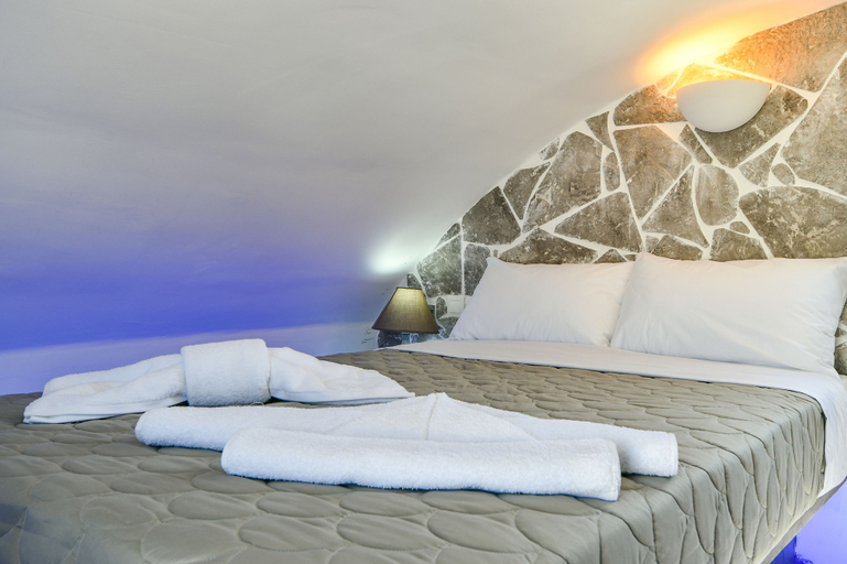 Bedroom 5, Sun Springs, South Aegean