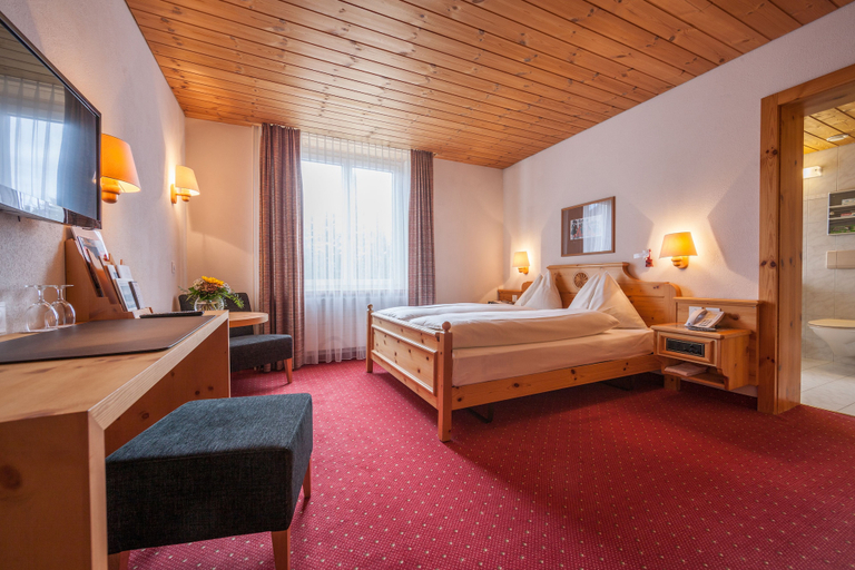 Bedroom 3, Waldhotel Arosa, Plessur