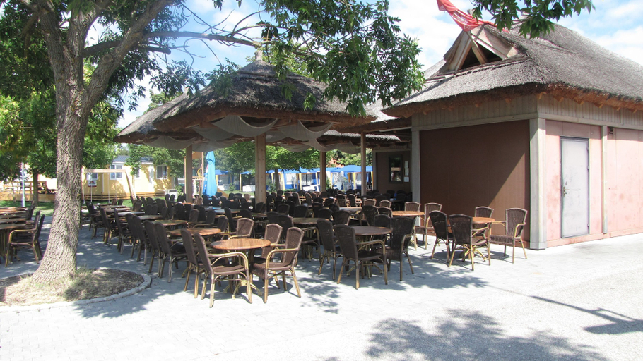 Food & Drinks 5, Happy Camp Mobile Homes in Camping Terme Catez, Brežice