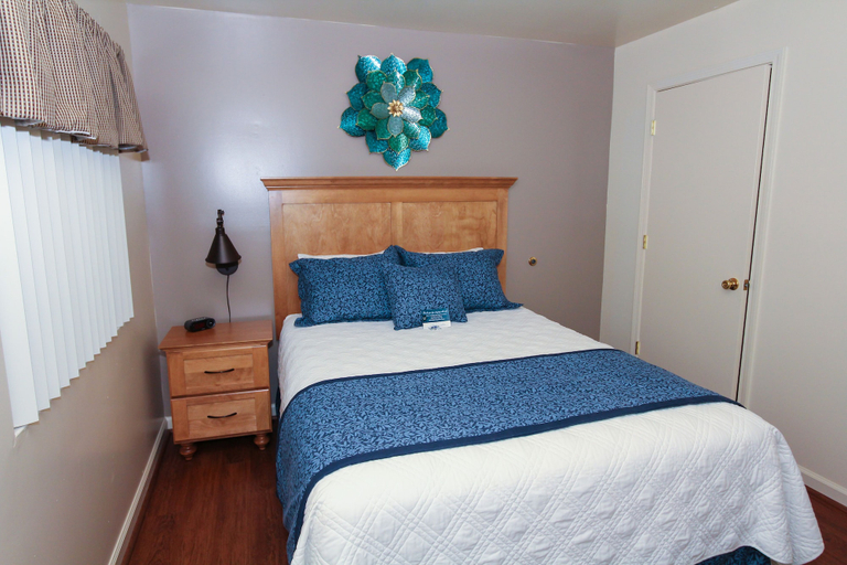 Bedroom 3, Affordable Suites Statesville, Iredell