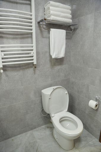 Bathroom 4, Full Comfort Apartment at Chavchavadze, Tbilisi