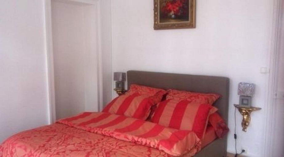 Bedroom 4, Nationale AppartHotel, Nord