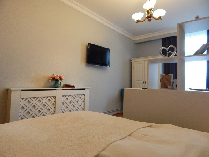 Bedroom, Teo's Flat, Sighisoara