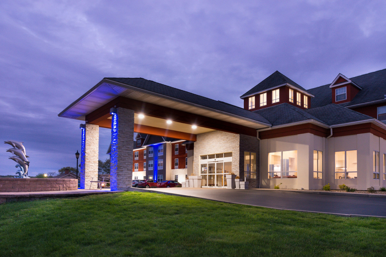 Exterior & Views 2, Holiday Inn Express Mystic by IHG, New London