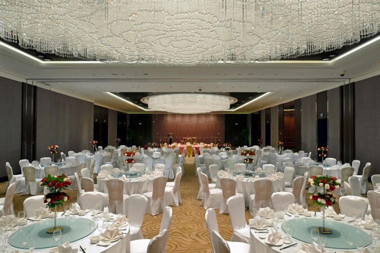 Business Facilities 19