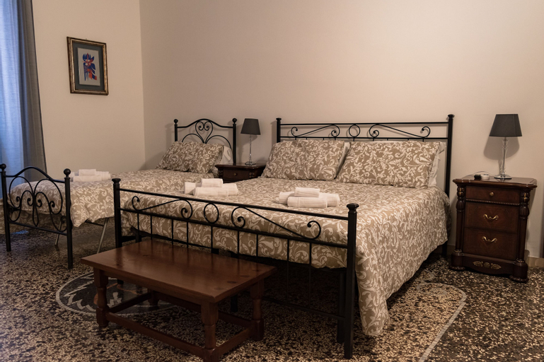Bedroom 5, Antica Terrazza Frascati, Rome