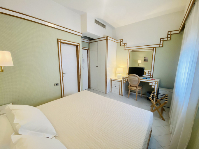 Bedroom 2, Hotel President, Rimini