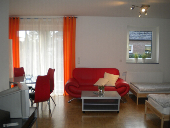 Others 4, Haus am Uniklinikum, Münster