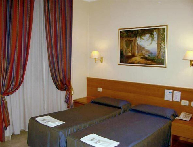 Bedroom 3, Hotel Principe Di Piemonte, Roma
