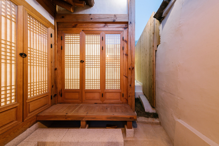Others 5, Adamhanok, Jongno