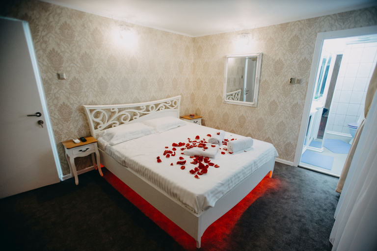 Bedroom 3, Art Boutique Central, Targu Jiu