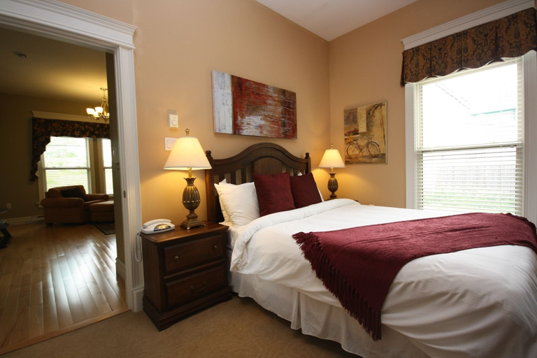 Bedroom 3, Windmill walk, Halifax