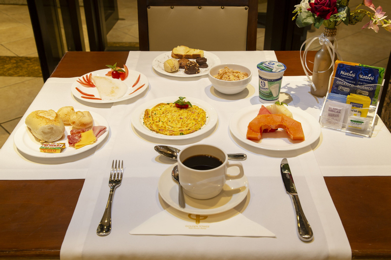Food & Drinks 9