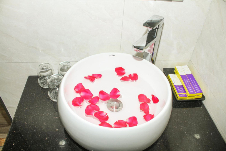 Bathroom 3, Hanoi Endless Hotel, Hoàn Kiếm
