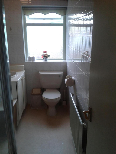 Bathroom 3, Overnight Stays Stockport, Stockport