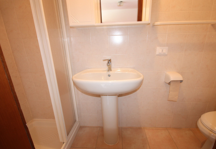 Bathroom 3, Residence COPAI, Trento