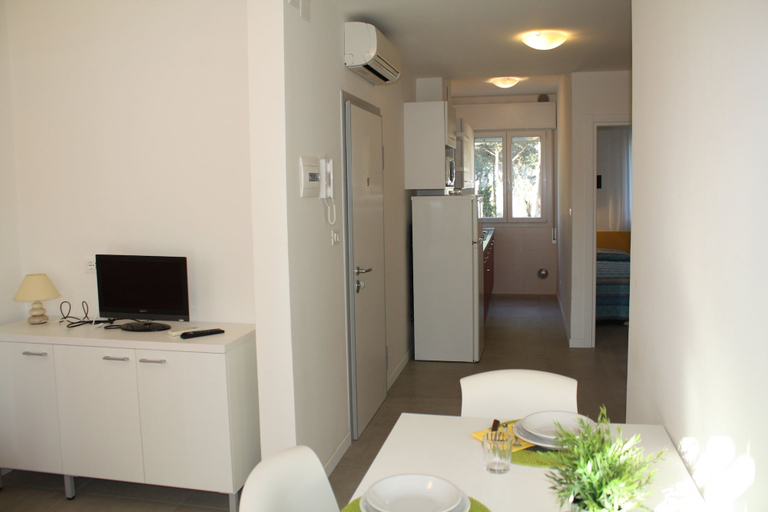 Others 2, Condominio Milano, Udine