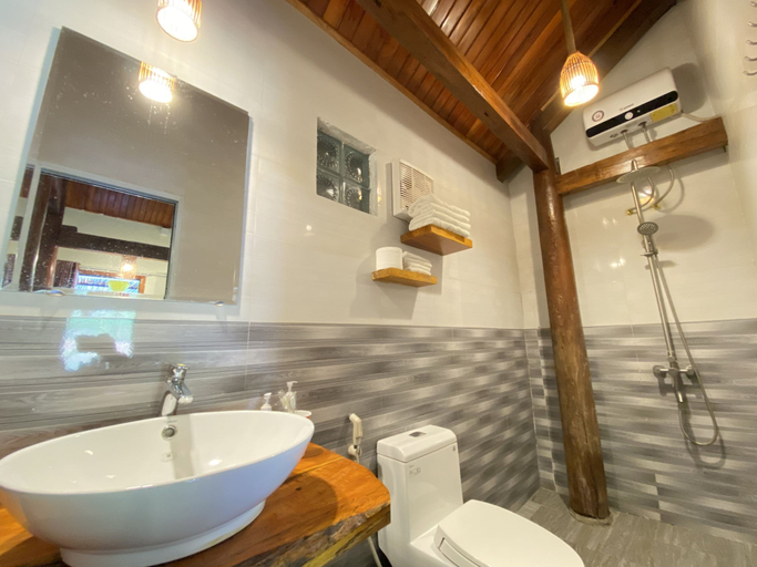 Bathroom 4, Phong Nha Coco Riverside Homestay, Bố Trạch