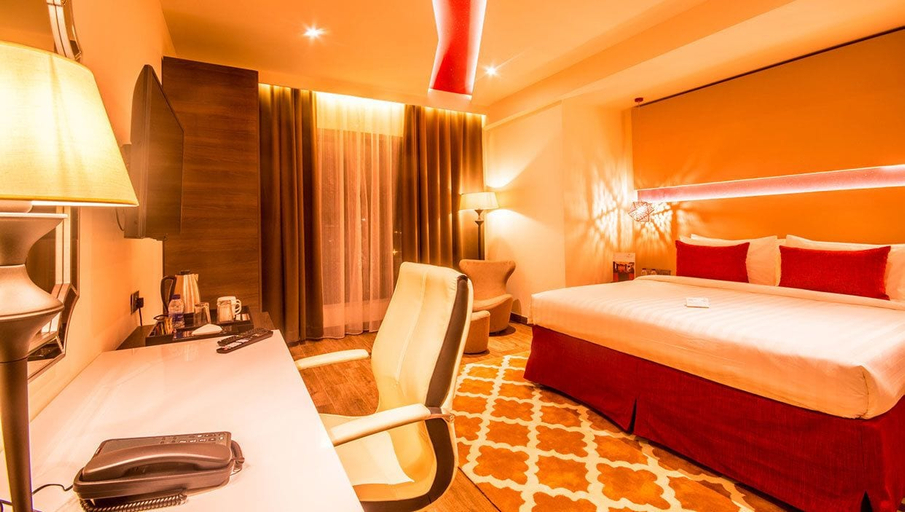Bedroom 3, Carnelian By Glory Bower Hotel, Seeb