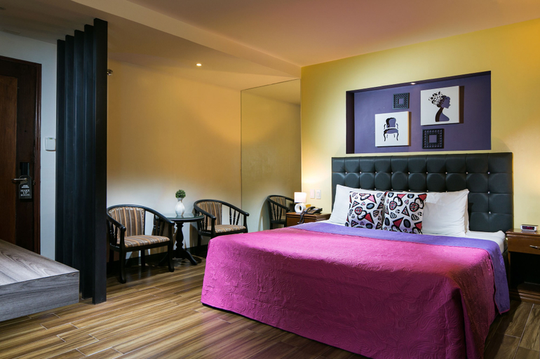 Bedroom 2, 950 Condotel, Mabalacat