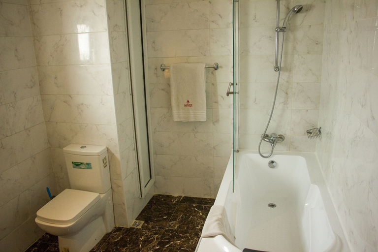 Bathroom 3, Sun Heaven Hotel & Resort Lekki, Eti-Osa