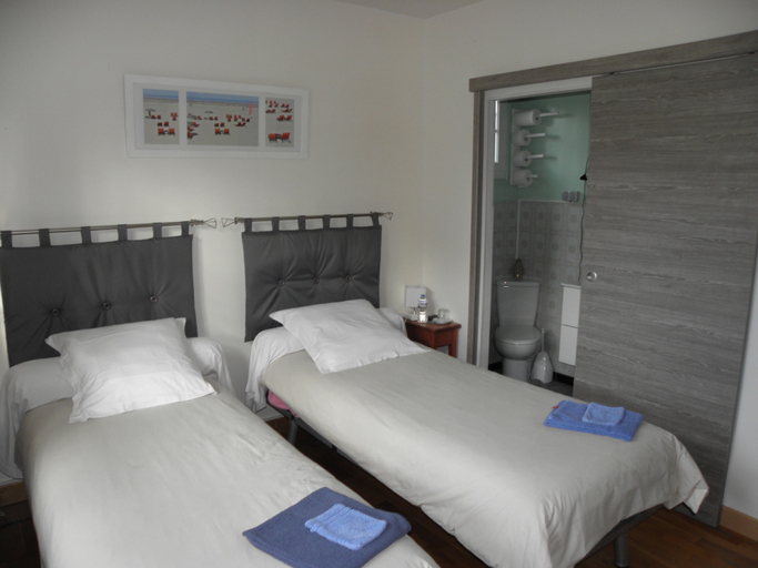 Bedroom 4, Chambres d'hôtes La Planche Pinçon, Sarthe