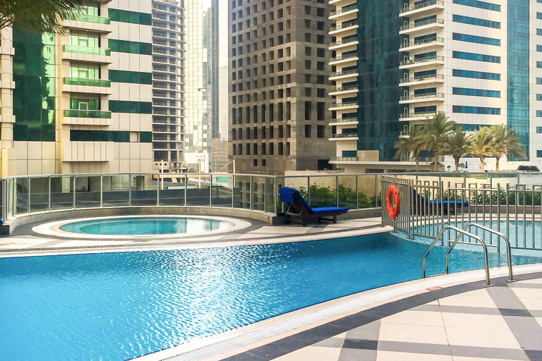Sport & Beauty 5, Driven Holiday Homes - Torch Tower, Dubai