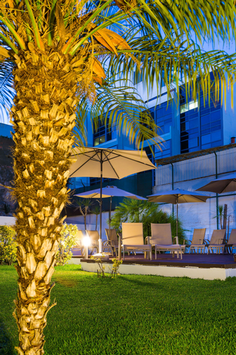Exterior & Views 22