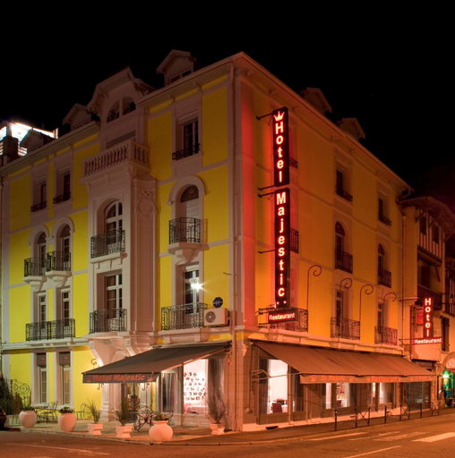 Exterior & Views 2, Hotel Majestic, Hautes-Pyrénées