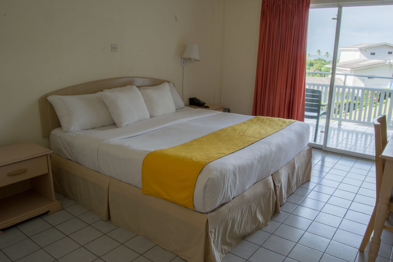 Bedroom 3, Siesta Hotel