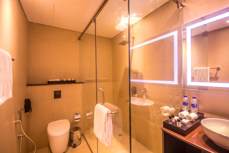Bathroom 5, Carnelian By Glory Bower Hotel, Seeb