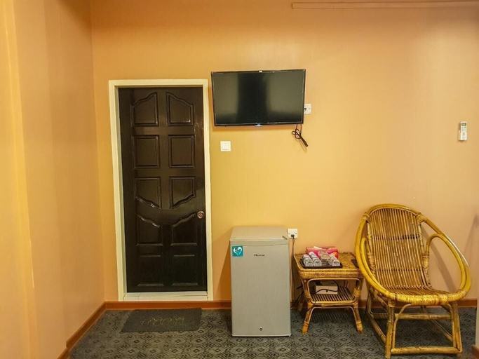 Others 5, Ever New Guest House, Myingyan