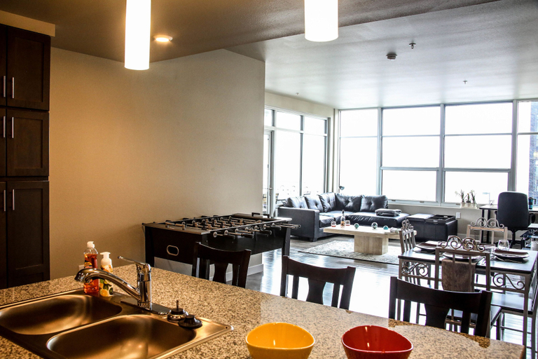 Food & Drinks 4, Union Station Penthouse 408, Denver