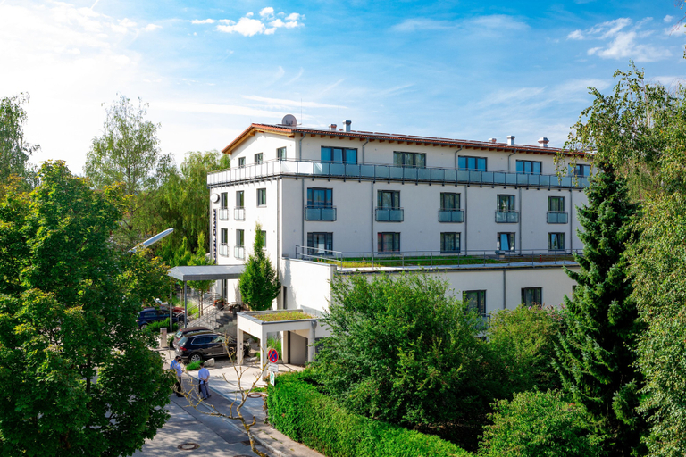 Exterior & Views 2, Olymp Munich, Freising