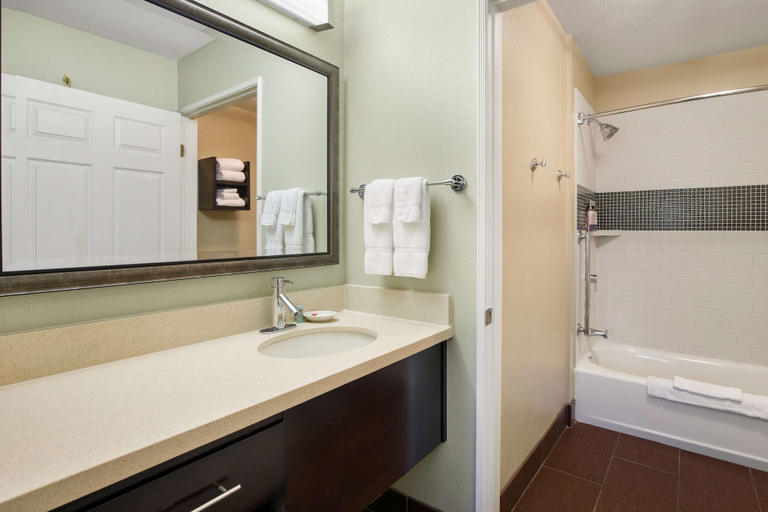 Bathroom 4, Sonesta ES Suites San Diego - Rancho Bernardo, San Diego
