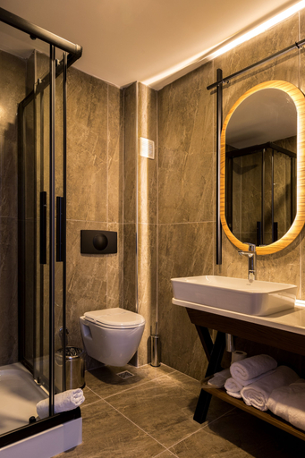 Bathroom 5, Marin Otel & Restaurant, Merkez
