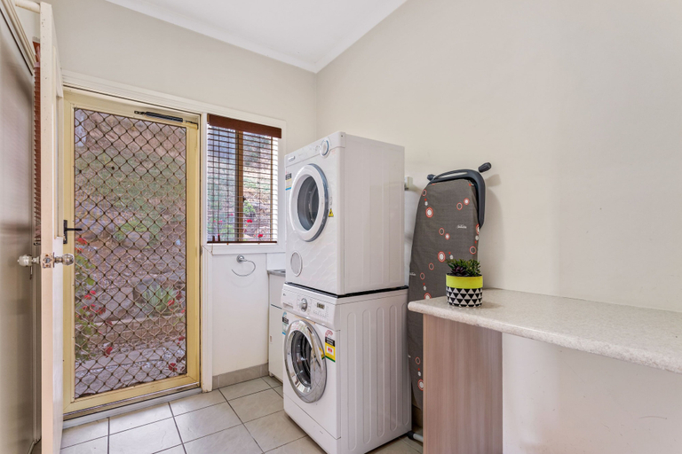Bathroom 4, Bulla Hill Villas- Melbourne Airport, Hume - Sunbury