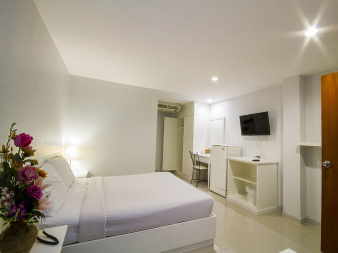 Bedroom 4, Ice Inn, Pattaya