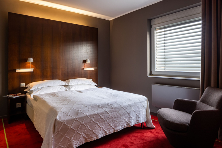 Bedroom 4, The New Yorker Hotel Köln-Messe, Köln