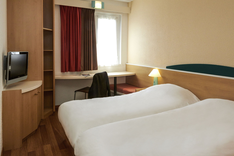 Bedroom 3, ibis Charleroi Centre Gare, Hainaut