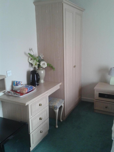 Others 4, Overnight Stays Stockport, Stockport
